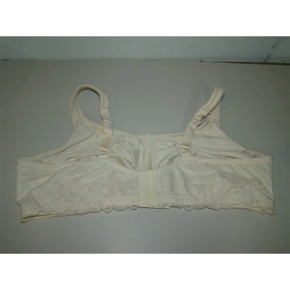 NWOT Comfort Choice 50C Side Wire Bra Leisure Ivory 120676